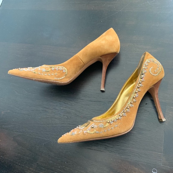 Le Silla Pumps - Picture 2 of 6